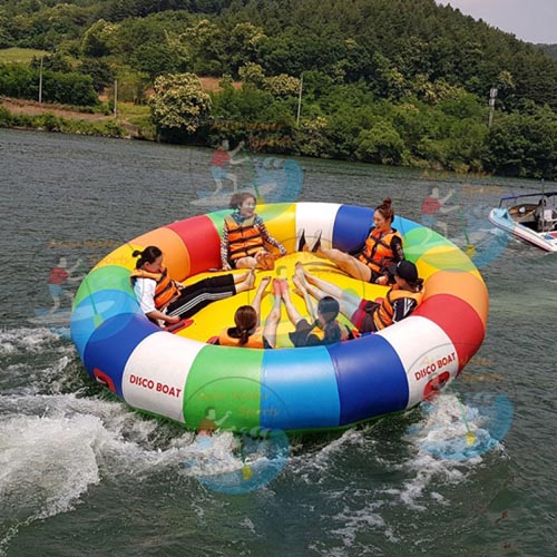 What is an inflatable disco boat towable?
